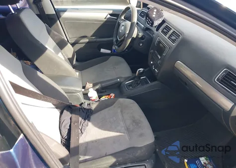 2017 Volkswagen Jetta 1.4T S from USA, damaged, VIN 3VW2B7AJ0HM203298